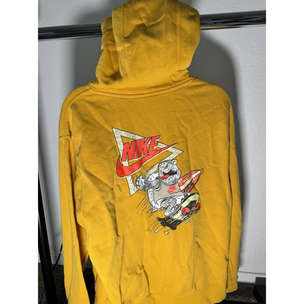 Nike Hoodie Men's Medium Yellow Graphic Skate Back Print Pullover Sweatshirt